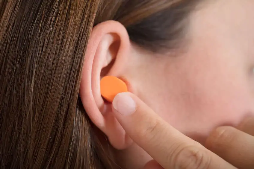 Do earplugs aid in studying?