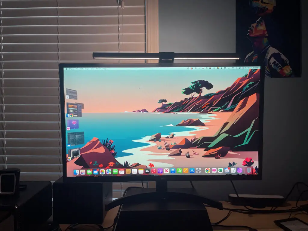 no glare with BenQ screenbar Halo